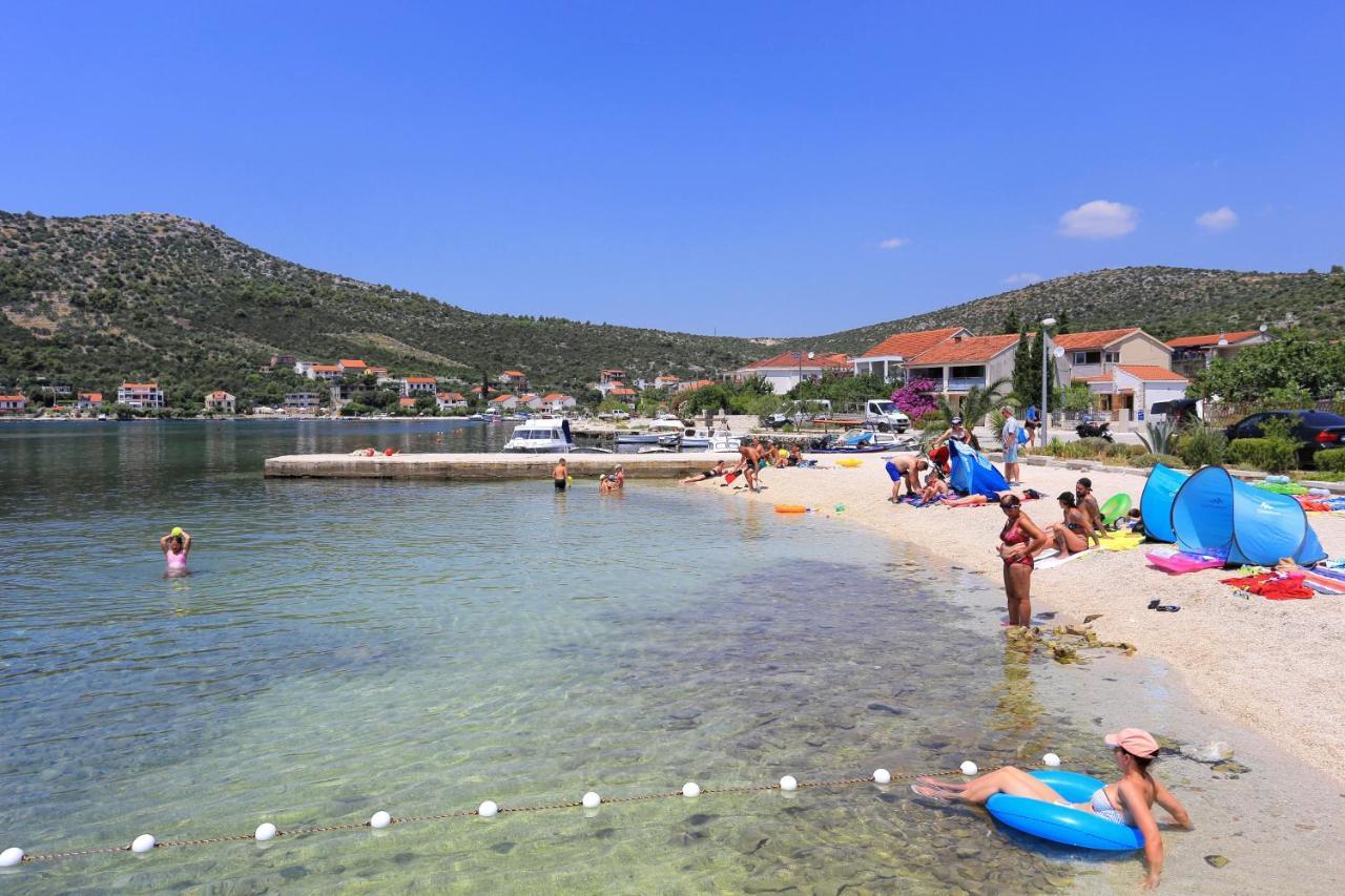 Apartments With A Parking Space Poljica, Trogir - 10010 Marina Εξωτερικό φωτογραφία
