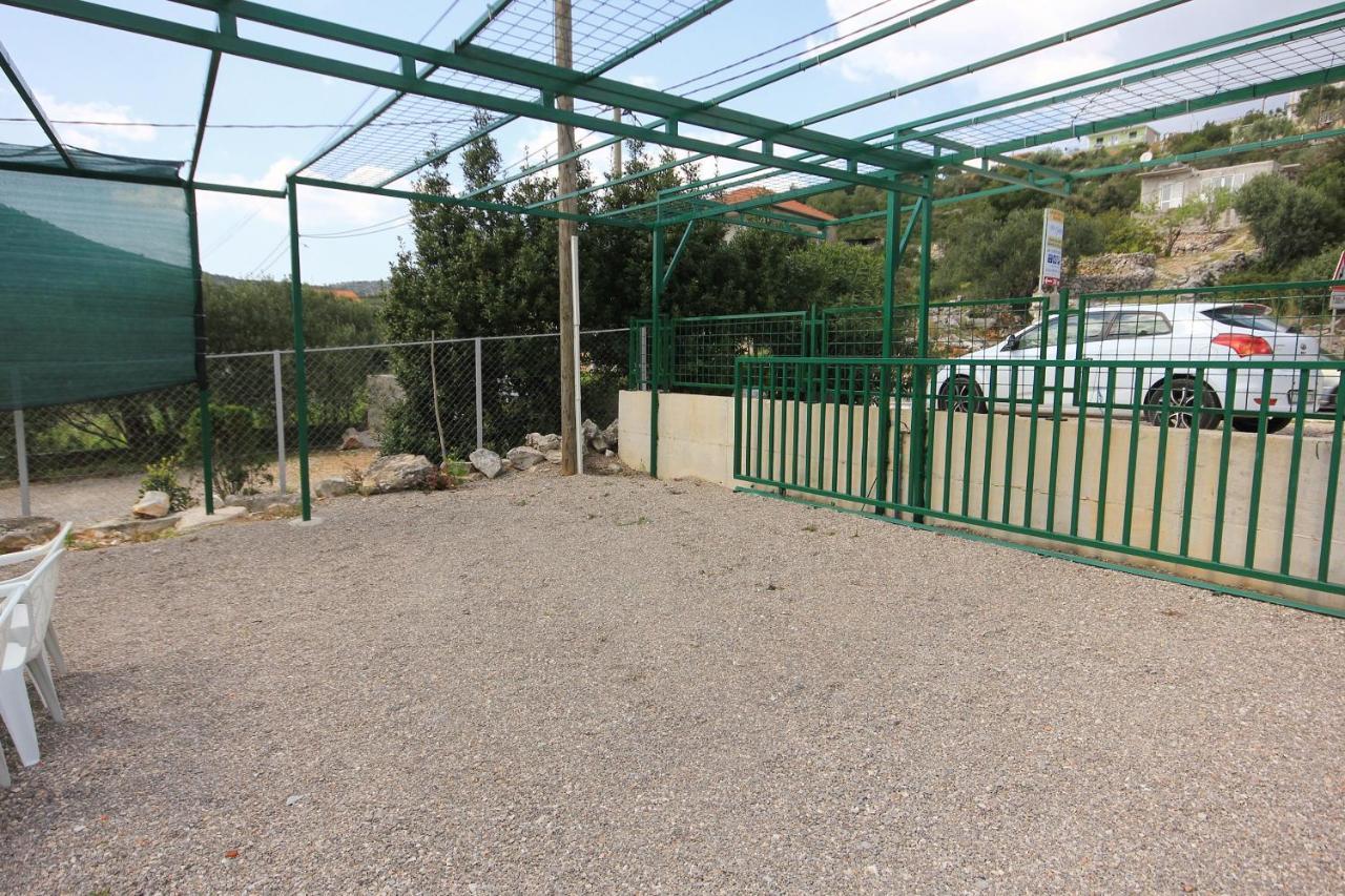 Apartments With A Parking Space Poljica, Trogir - 10010 Marina Εξωτερικό φωτογραφία