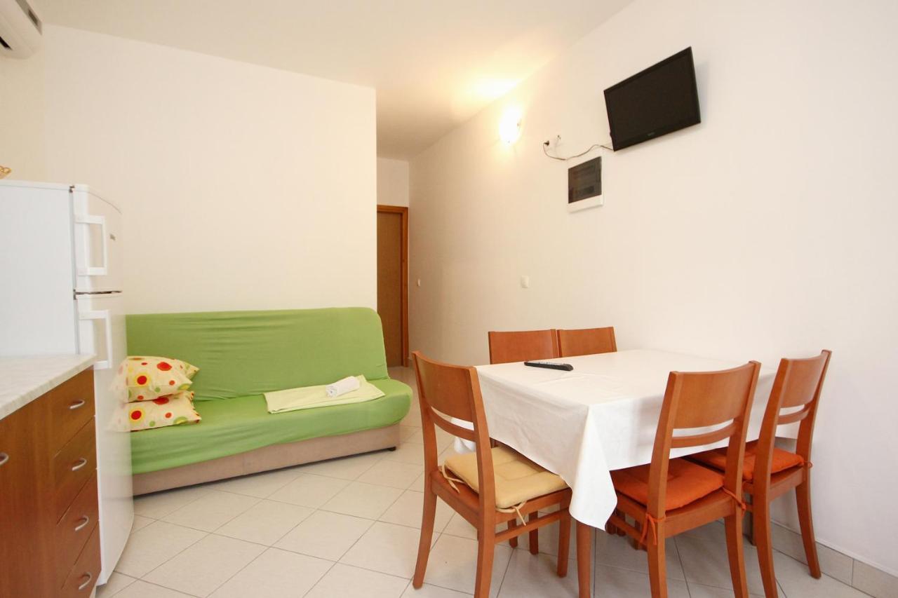 Apartments With A Parking Space Poljica, Trogir - 10010 Marina Εξωτερικό φωτογραφία