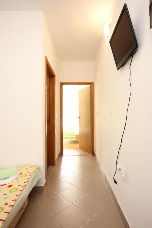 Apartments With A Parking Space Poljica, Trogir - 10010 Marina Εξωτερικό φωτογραφία